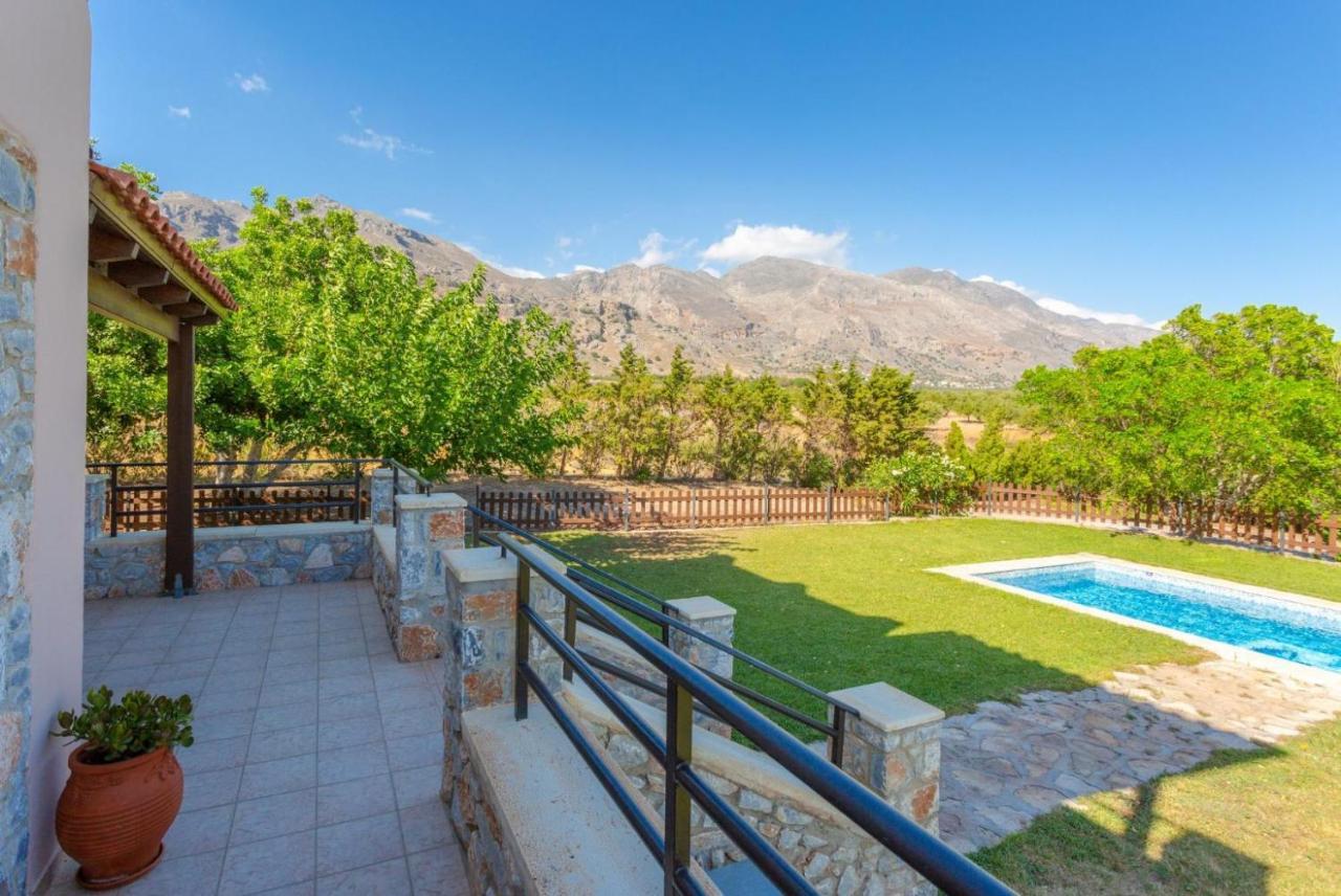 Spiros Beach Villa Frangocastelo Exterior photo